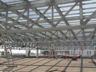 בניית גג טכני מעל מפעל סטירילי – 2014 (2)